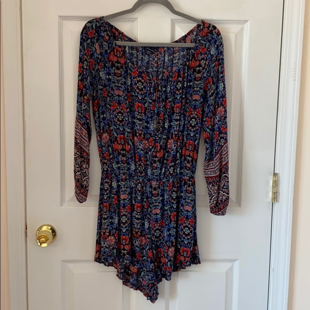 Off-the-shoulder American Eagle Patterned Romper